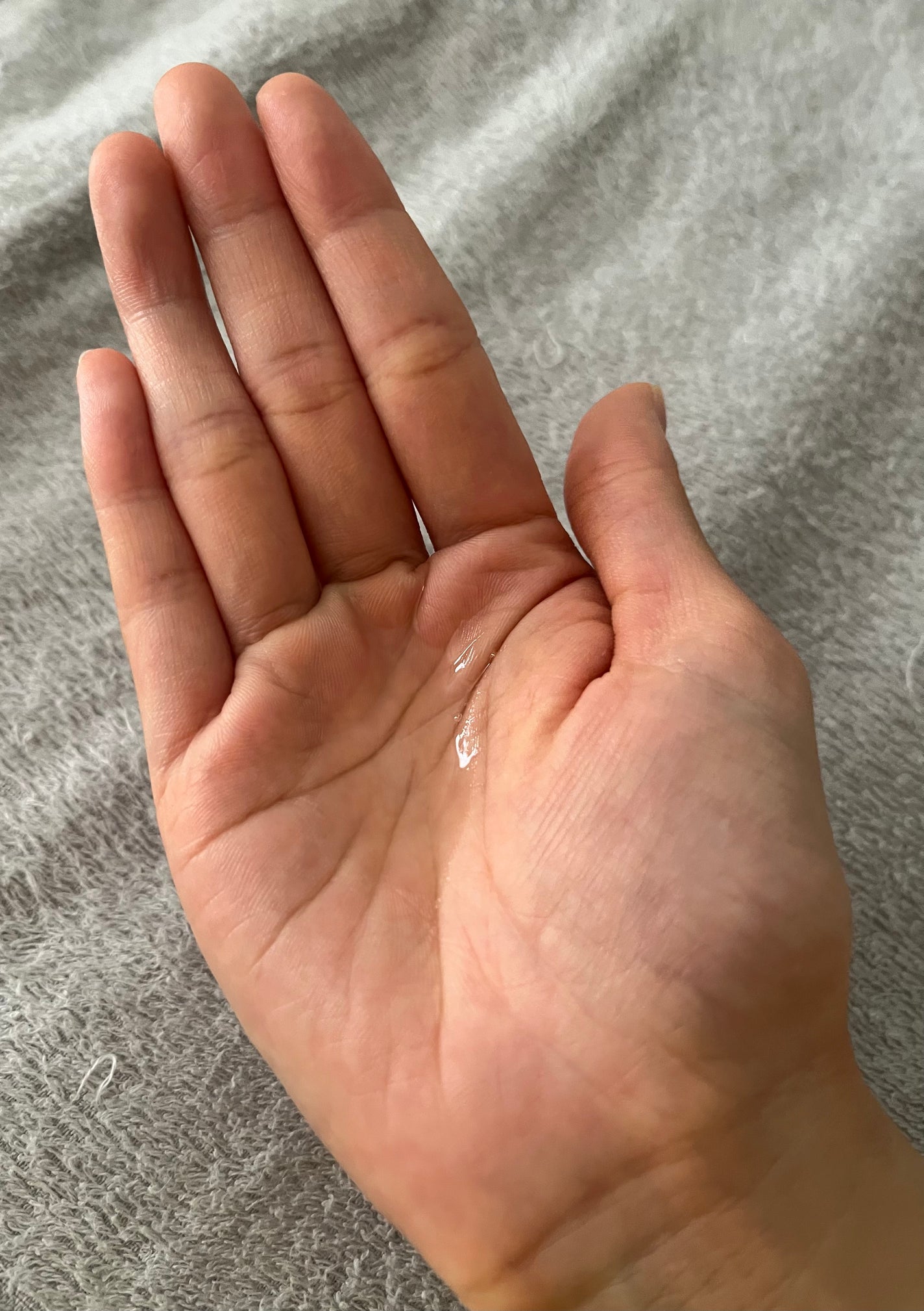 ウルリス ちいかわ キラメキ シャイニー ヘアオイル/ululis/ヘアオイルを使ったクチコミ(2枚目)