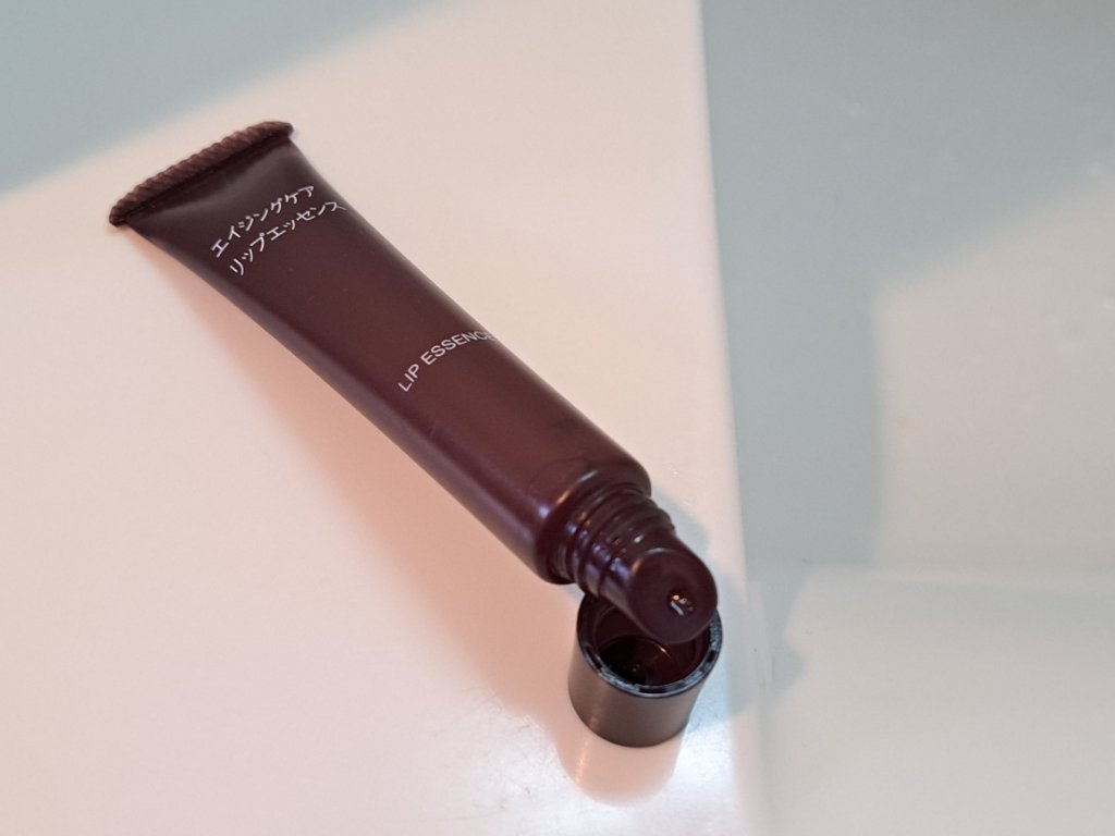 エイジングケアリップエッセンス/無印良品/リップ美容液を使ったクチコミ（1枚目）