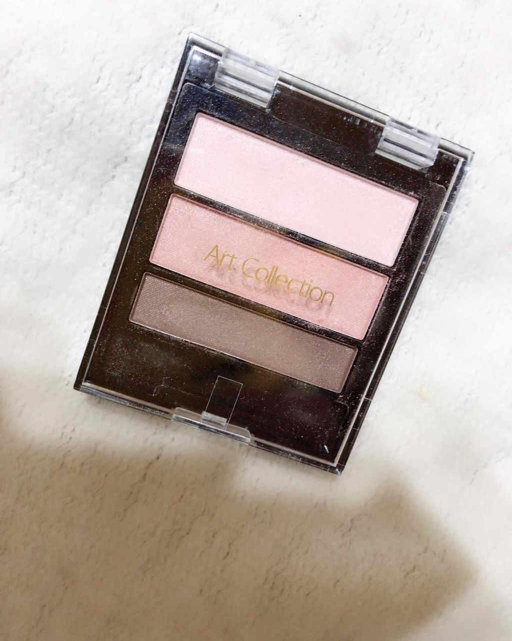 AT  3カラーアイシャドウ/セリア/アイシャドウパレットを使ったクチコミ（1枚目）