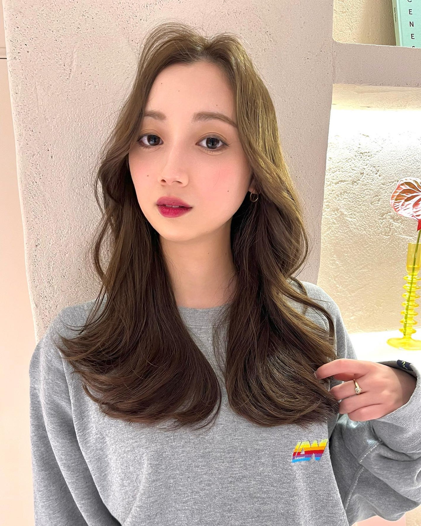 HARUNA on LIPS 「巻き方で変わる‼️色んな巻き方を楽しめます♪.🙋🏼♀️私の載..」(2枚目)