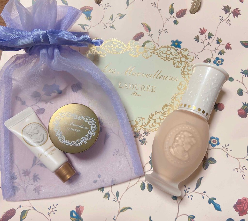 リクイド ファンデーション/レ・メルヴェイユーズ ラデュレ/リキッドファンデーションを使ったクチコミ(1枚目)