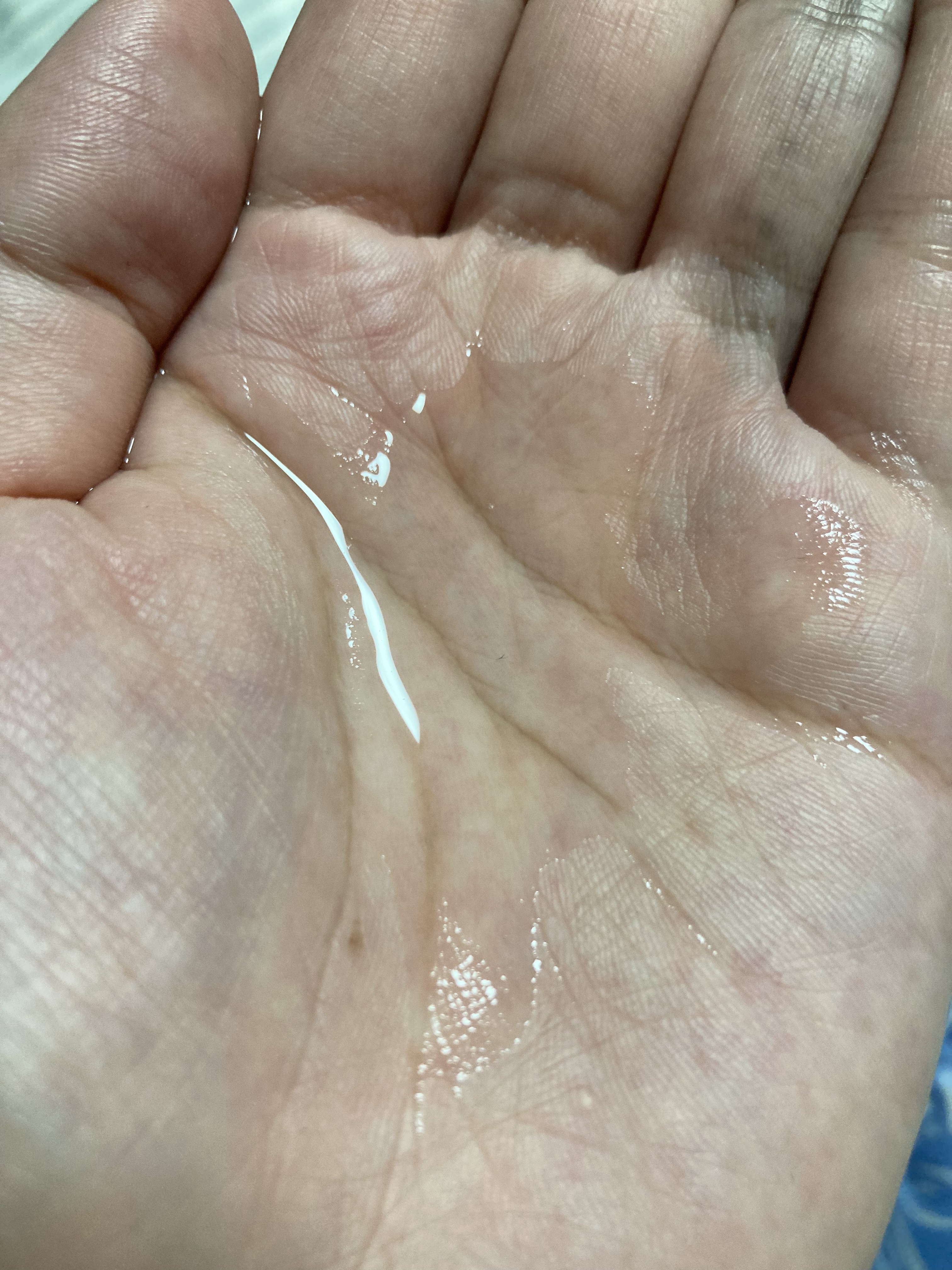 バイオ コンディショニング エッセンス/IOPE/ブースター・導入液を使ったクチコミ（2枚目）