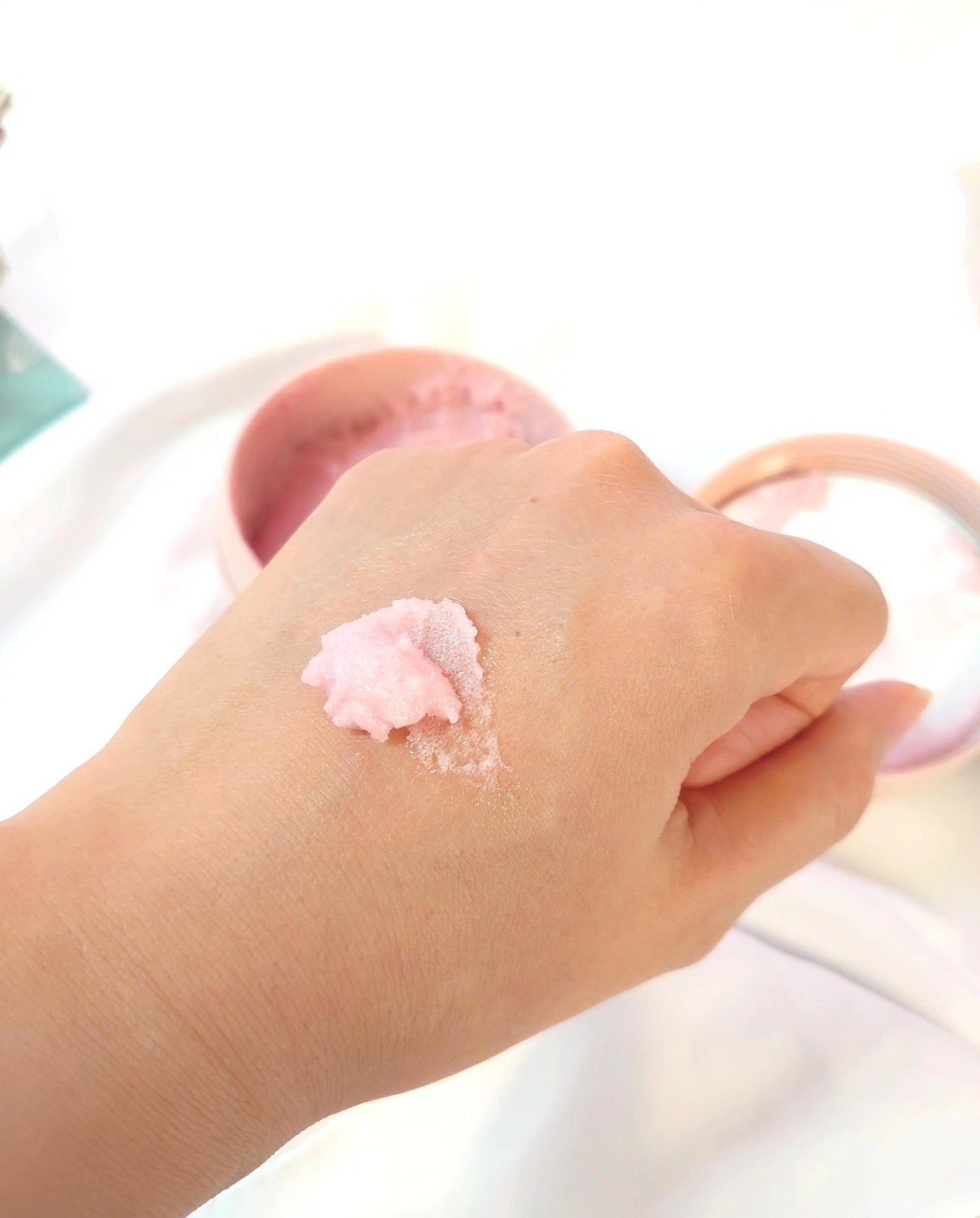 Q+Me スウィート ボム タラソ スクラブ/AGARISM/バスト・ヒップケアを使ったクチコミ(5枚目)