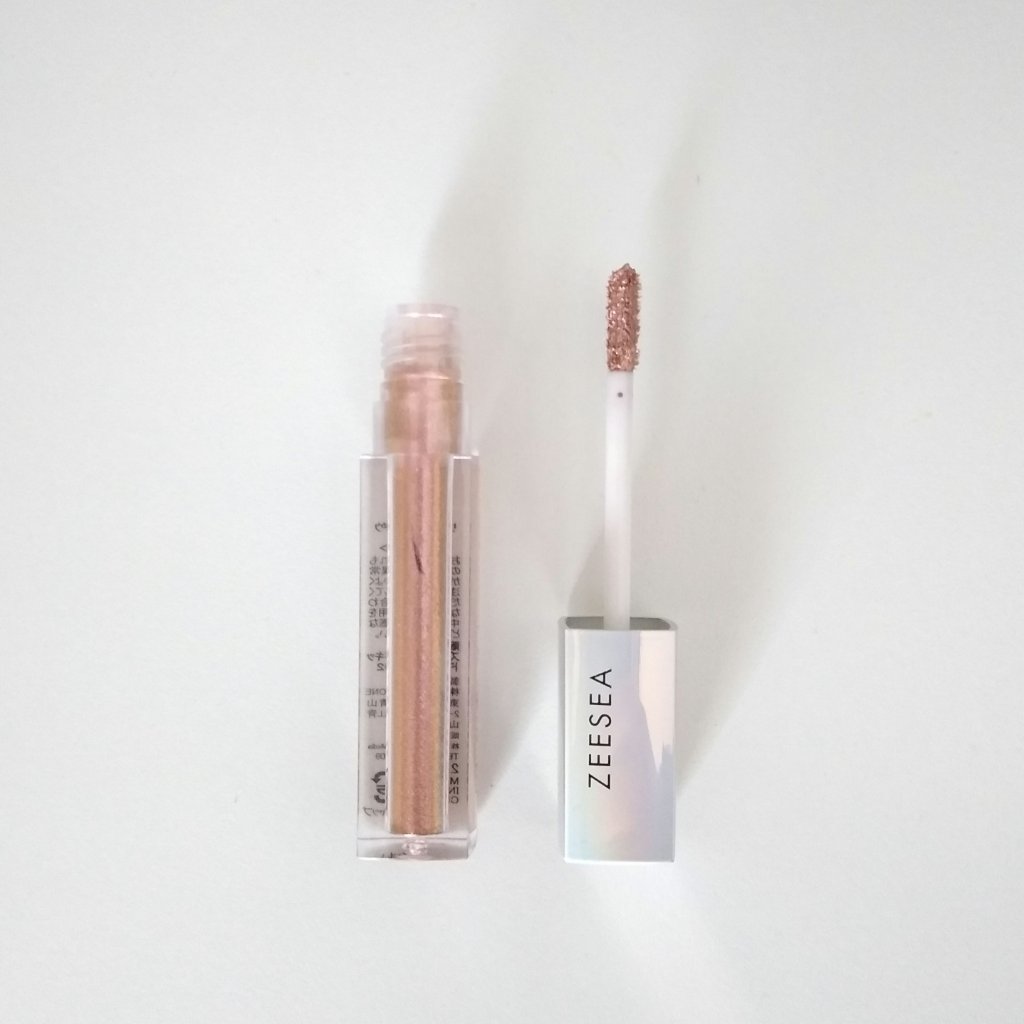 ダイヤモンドシリーズ 星空リキッドアイシャドウ/ZEESEA/リキッドアイシャドウを使ったクチコミ（2枚目）