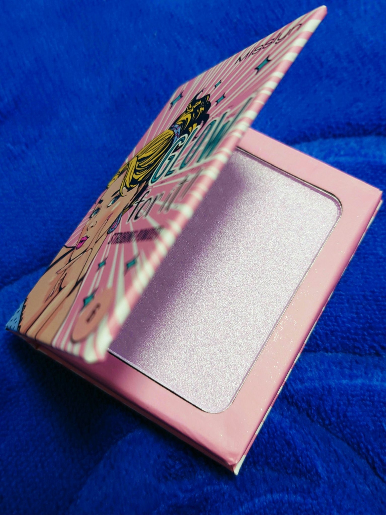 グロー・フォー・イット！ ストロボパウダー/Misslyn/パウダーハイライトを使ったクチコミ（3枚目）