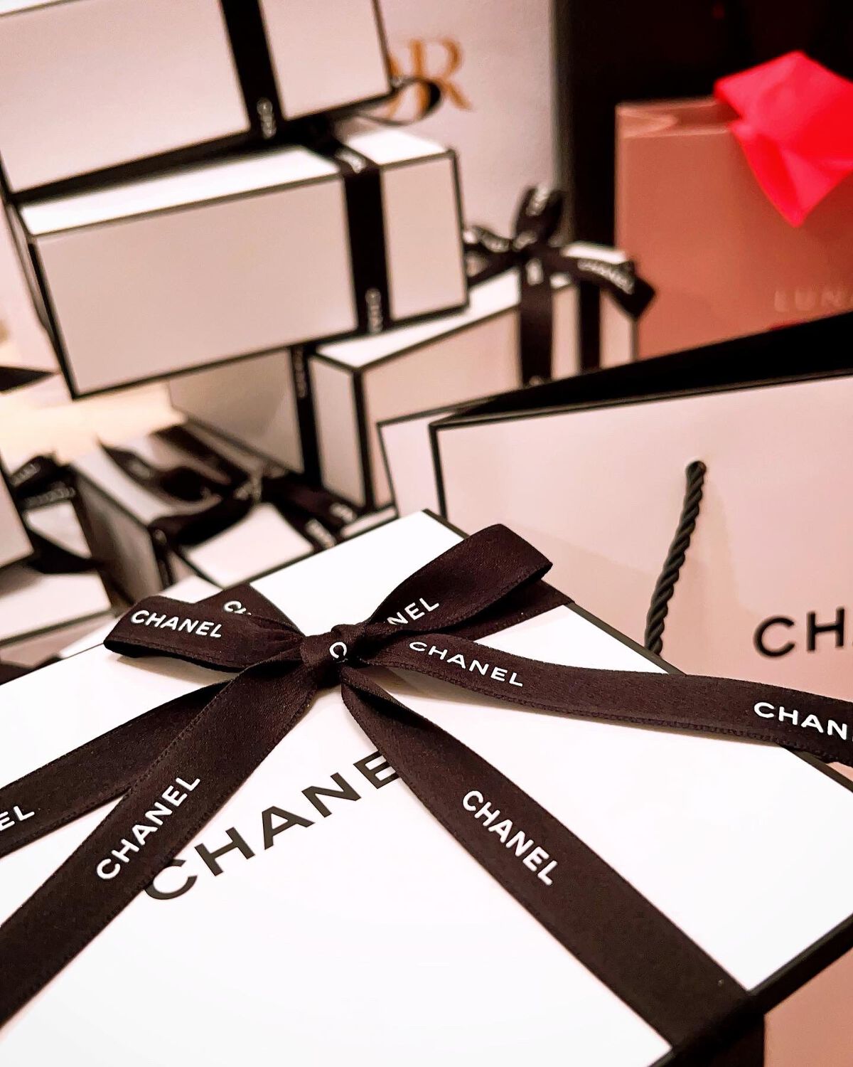 おたゆき on LIPS 「今日はデパコス爆買いしたよん🥹💓デパコスは自分のでもプレゼント..」(4枚目)