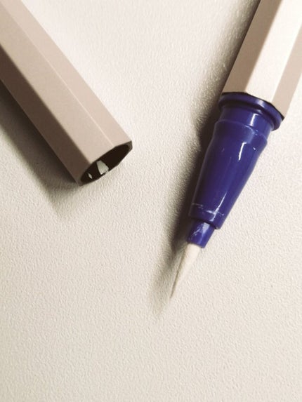 EYE OPENING LINER/UZU BY FLOWFUSHI/リキッドアイライナーを使ったクチコミ(1枚目)