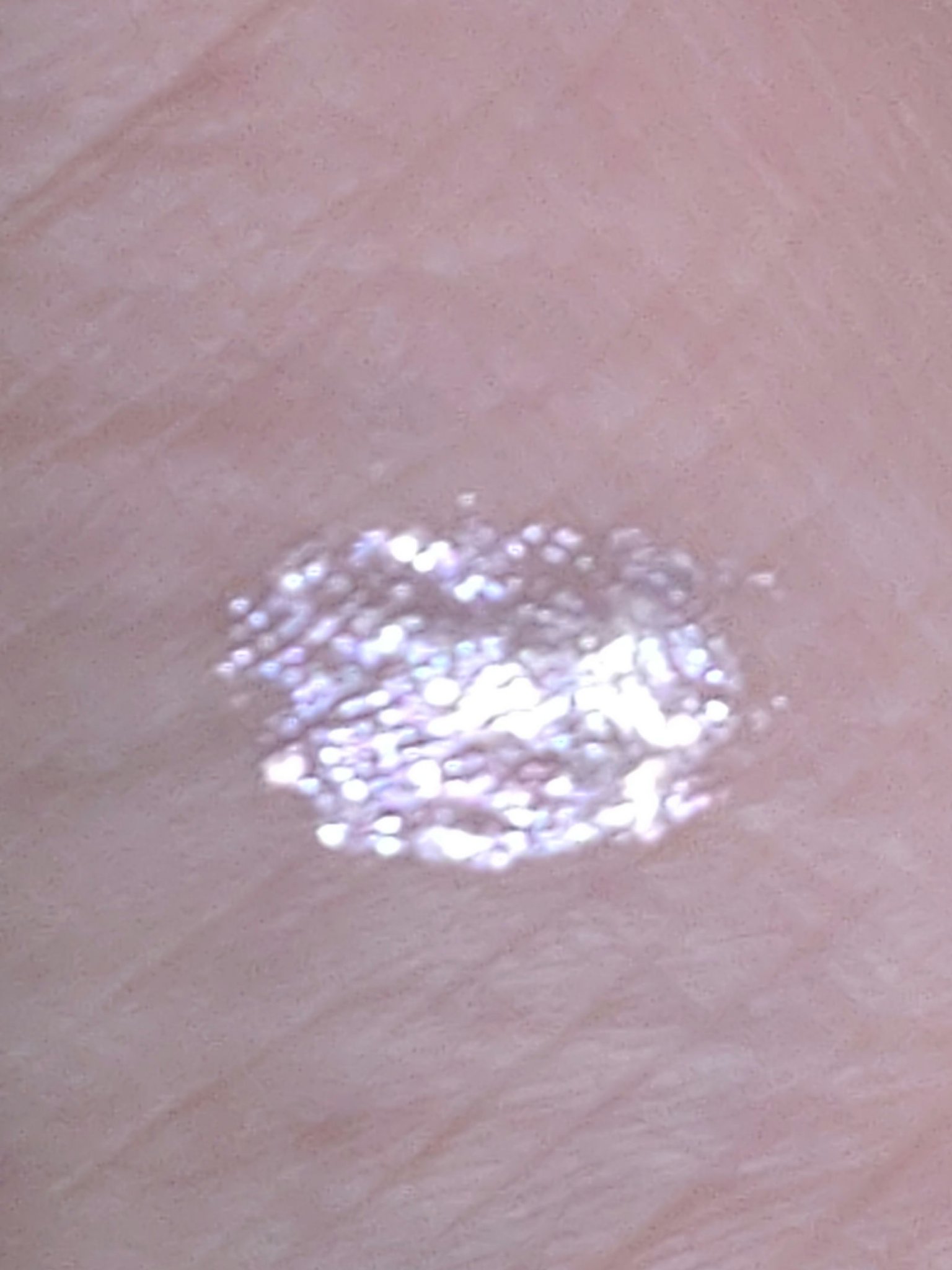 スターリットジュエルリキッドグリッター 03 パープル スパークリング/dasique/グリッターを使ったクチコミ（3枚目）