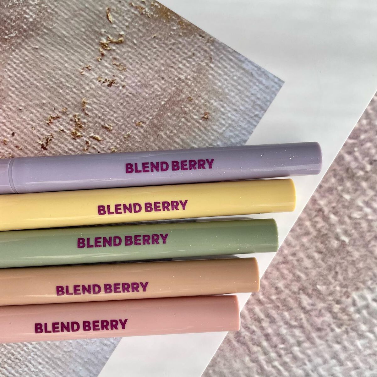 プレイフル リキッドアイライナー/BLEND BERRY/リキッドアイライナーを使ったクチコミ（3枚目）