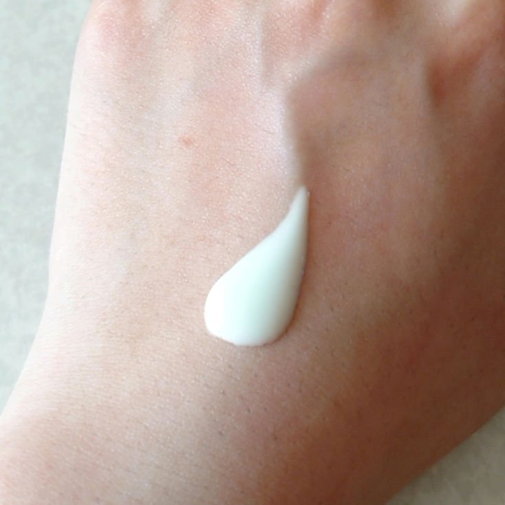 ニベアUV ディープ プロテクト＆ケア ジェル/ニベア/日焼け止めジェルを使ったクチコミ（3枚目）