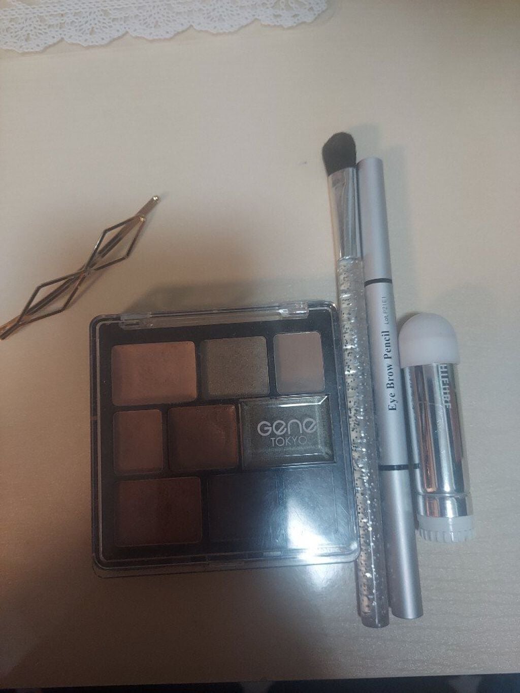 fantastic_cosme_gvba on LIPS 「最近?ノーファンデ、ノーアイライナー気味最近、まぶた腫れしまっ..」(2枚目)