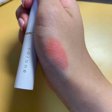 トーン ペタル エッセンス リップ 203:ディープコーラル/to/one/口紅の画像