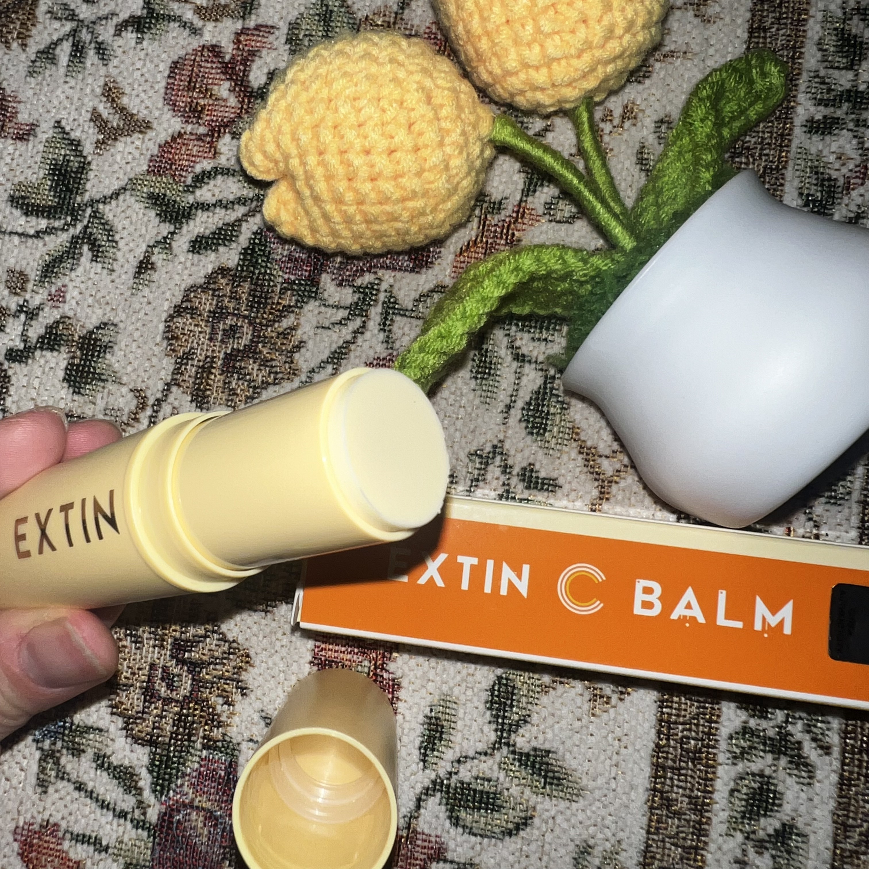 エクスティンCバーム/KAHI/フェイスバームを使ったクチコミ（2枚目）