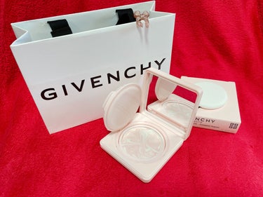 スキン PFCT コンパクト クリーム/GIVENCHY/化粧下地を使ったクチコミ（1枚目）