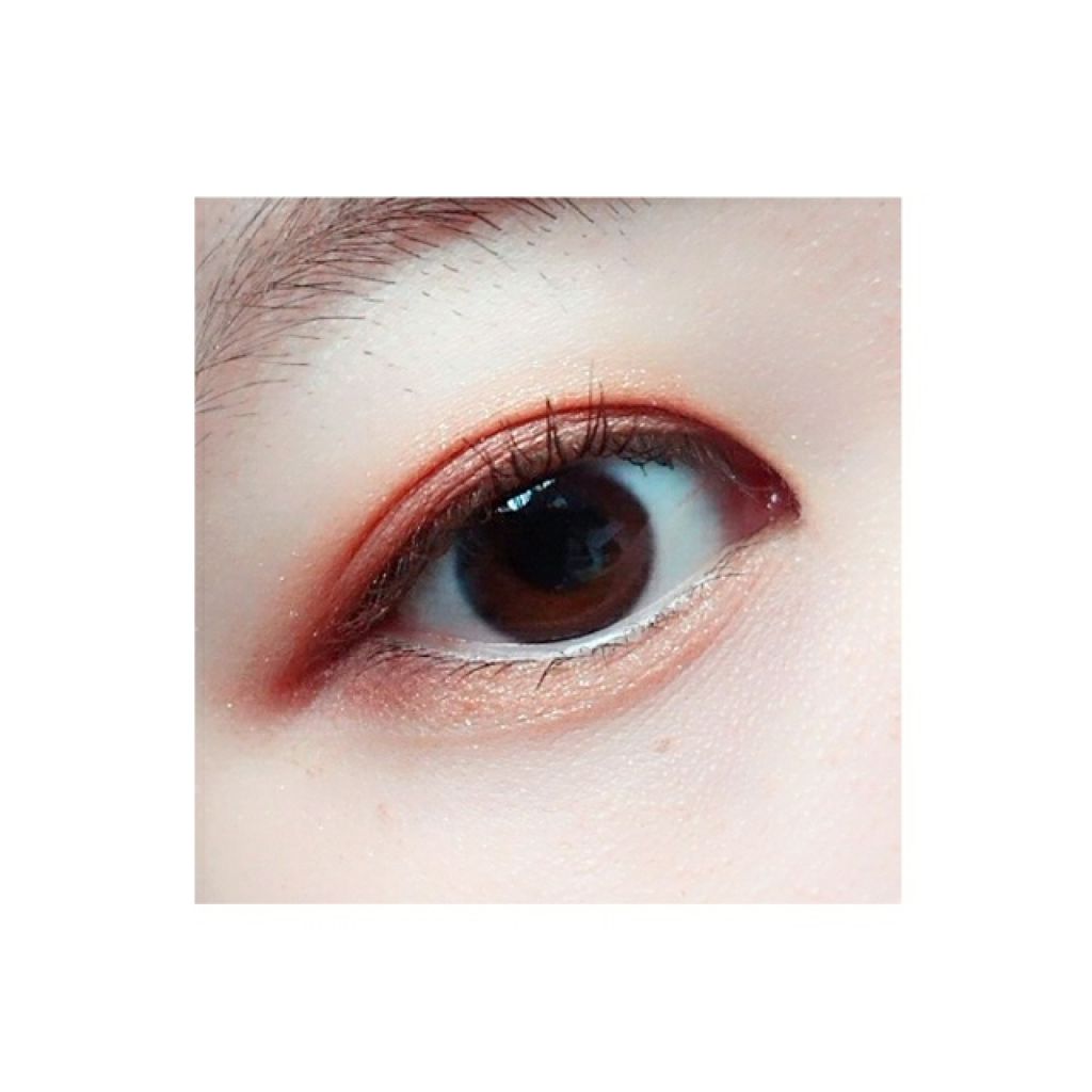 ルックアット マイアイジュエル/ETUDE/単色アイシャドウを使ったクチコミ(2枚目)