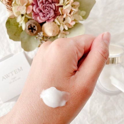 ナイトリフトオールインワン(夜⽤ジェルクリーム)/AWTEM/オールインワン化粧品を使ったクチコミ(5枚目)