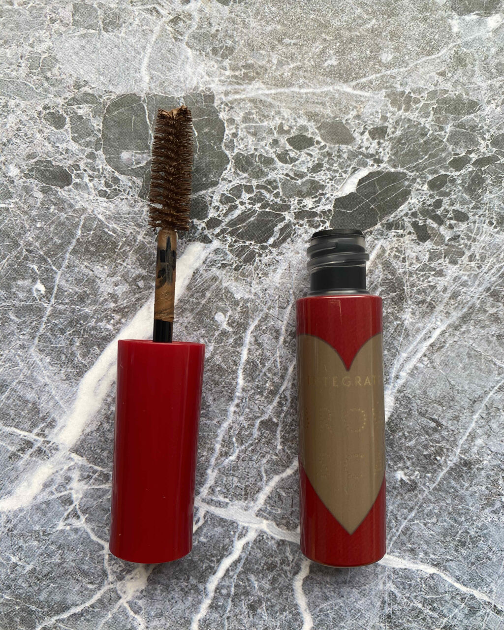 ニュアンスアイブローマスカラ/インテグレート/眉マスカラを使ったクチコミ（1枚目）