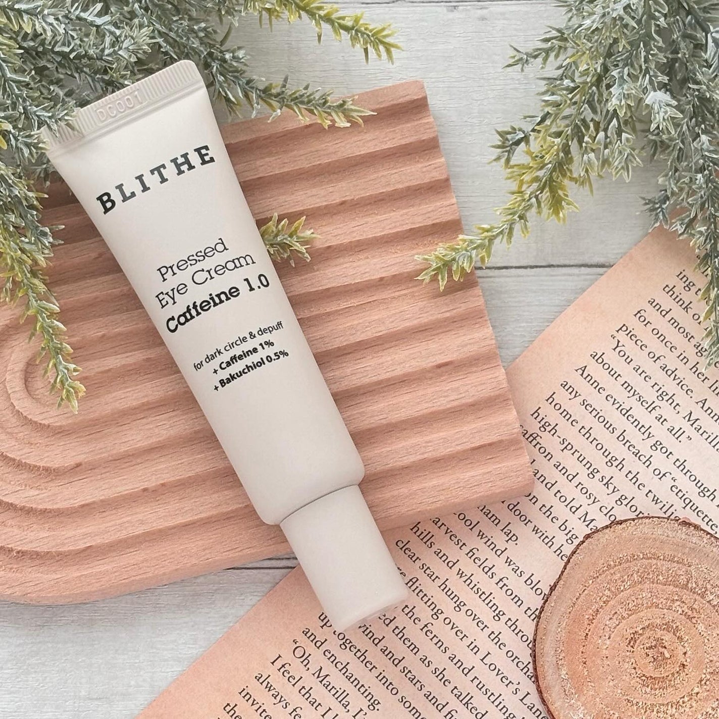 Pressed Eye Cream Caffeine 1.0 /BLITHE/アイケア・アイクリームを使ったクチコミ(1枚目)