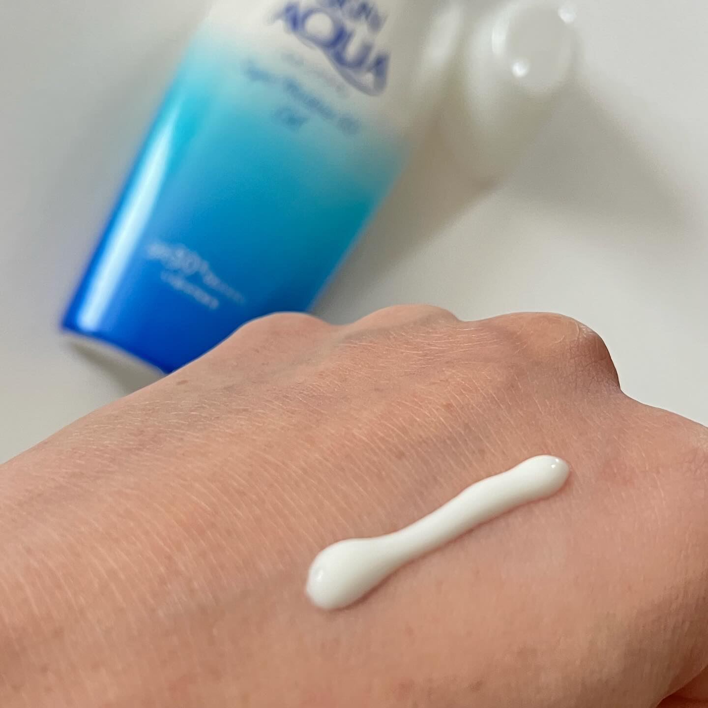 スキンアクア スーパーモイスチャージェル/スキンアクア/日焼け止めジェルを使ったクチコミ（2枚目）