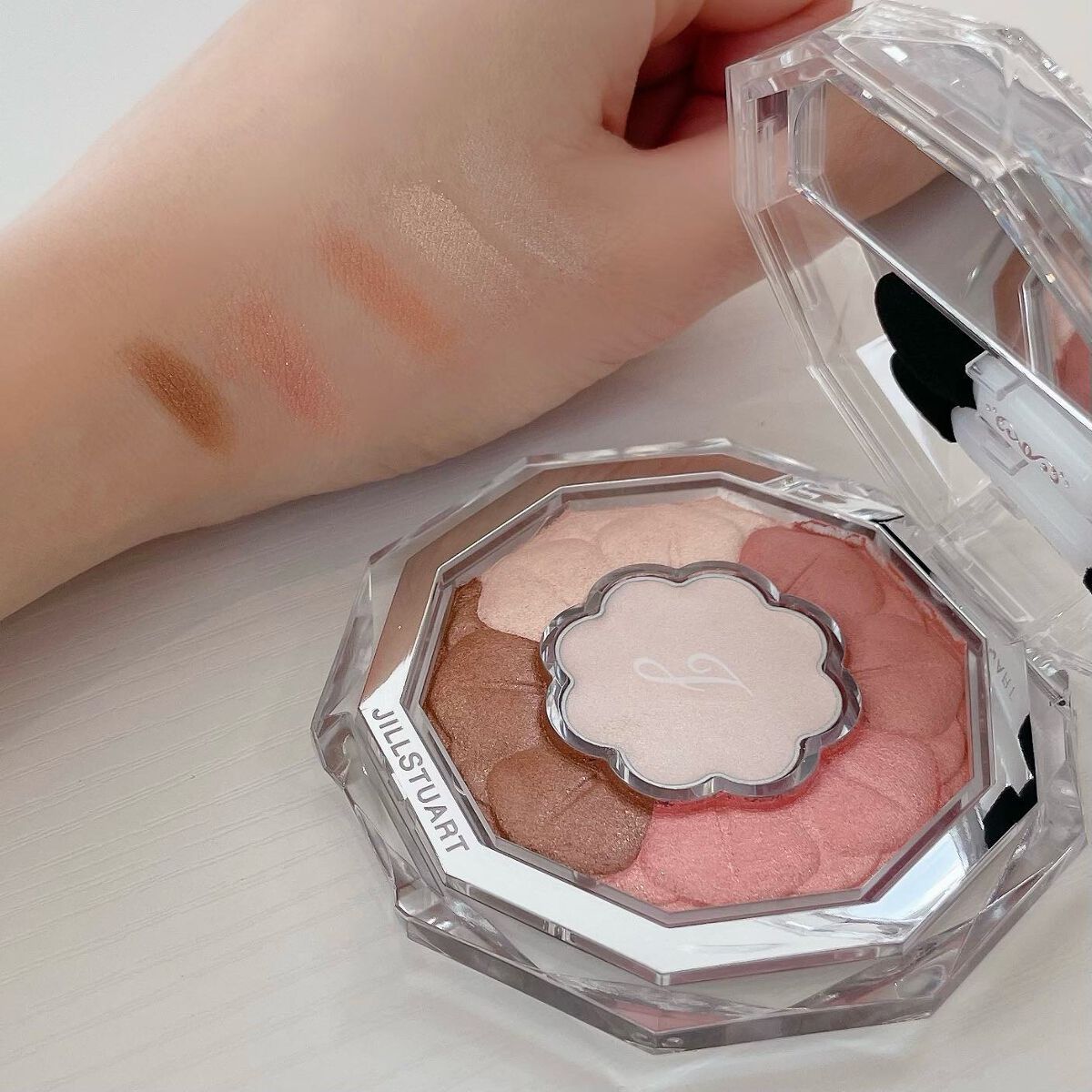 ジルスチュアート ブルームクチュール アイズ/JILL STUART/アイシャドウパレットを使ったクチコミ(6枚目)
