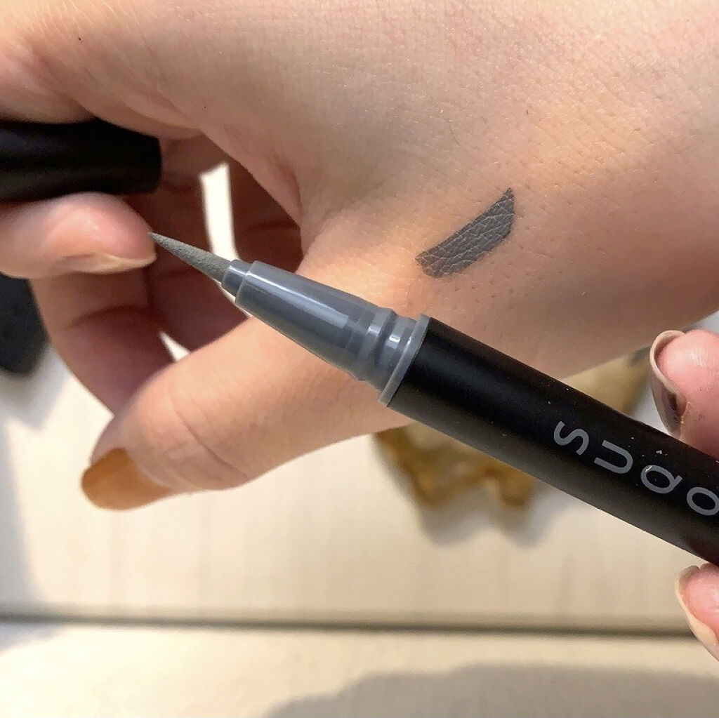 ニュアンス アイライナー 03 グレー/SUQQU/リキッドアイライナーを使ったクチコミ（2枚目）