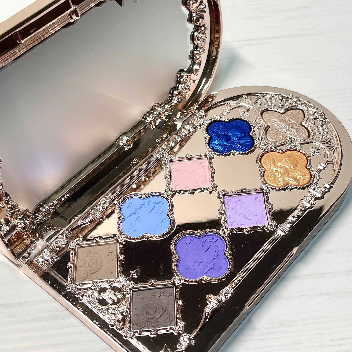 フラワーノーズ リトルエンジェルコレクション 9色アイシャドウパレット/FlowerKnows/アイシャドウパレットを使ったクチコミ(8枚目)