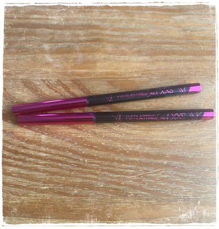 MAYBELLINE NEW YORK EVラスティング ジェルライナー エクストラスリムのクチコミ「今使っているアイライナー👀
✔︎驚くほどにじみにくい。
密着フィルムに代わる「スムース&フ.....」(1枚目)