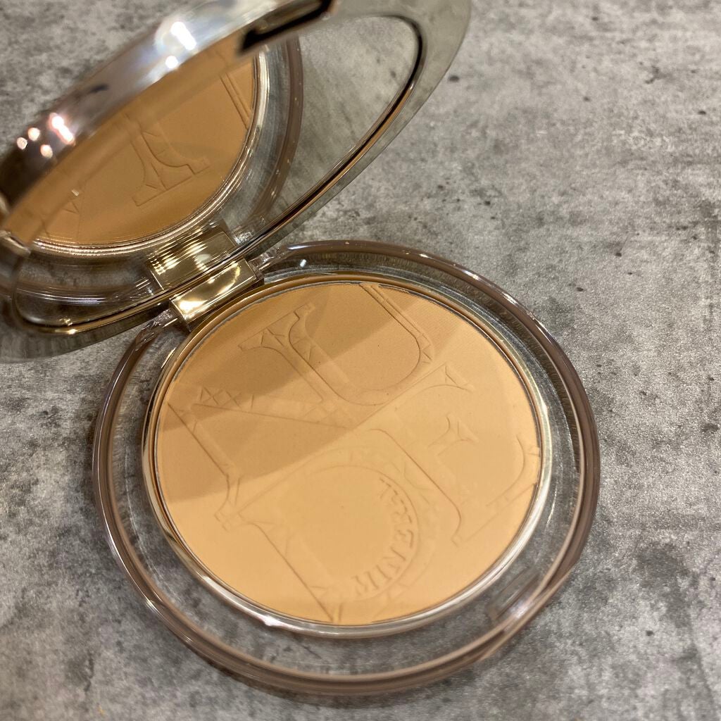 ディオールスキン ミネラル ヌード マット パウダー/Dior/プレストパウダーを使ったクチコミ(1枚目)