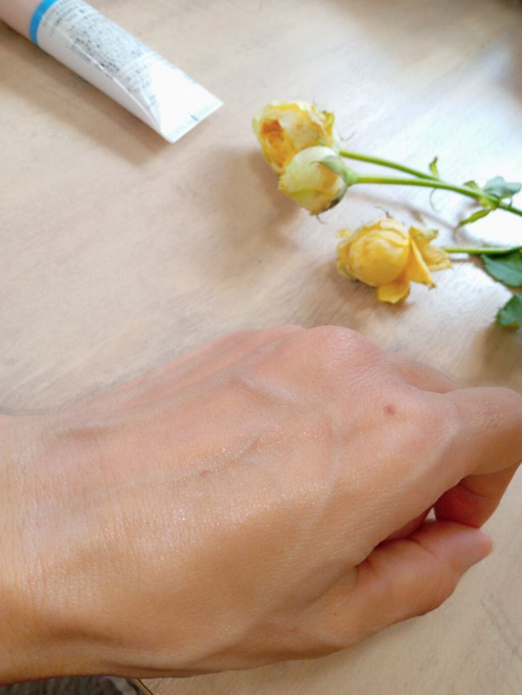 UVイデア XL プロテクショントーンアップ ローズ/ラ ロッシュ ポゼ/日焼け止めクリームを使ったクチコミ(3枚目)