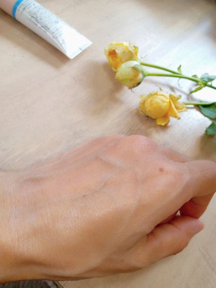 UVイデア XL プロテクショントーンアップ ローズ/ラ ロッシュ ポゼ/日焼け止めクリームを使ったクチコミ(3枚目)