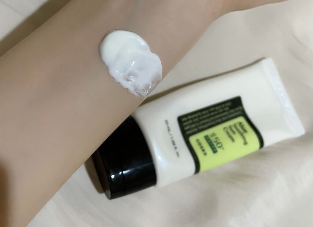 アロエスージングUVクリーム SPF50+ PA+++/COSRX/日焼け止めクリームを使ったクチコミ(2枚目)