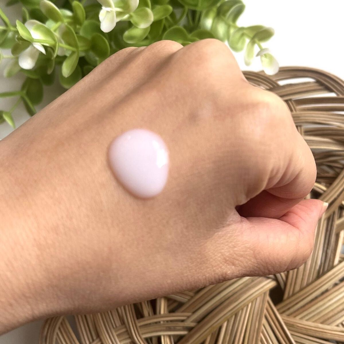 ピュア ナチュラル エッセンスローション ＵＶ/pdc/オールインワン化粧品を使ったクチコミ（2枚目）