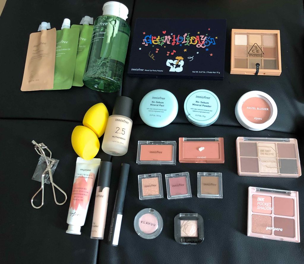 白 on LIPS 「旅行による大量購入品。本当にこれで暫くは買うことがないと思いま..」(1枚目)