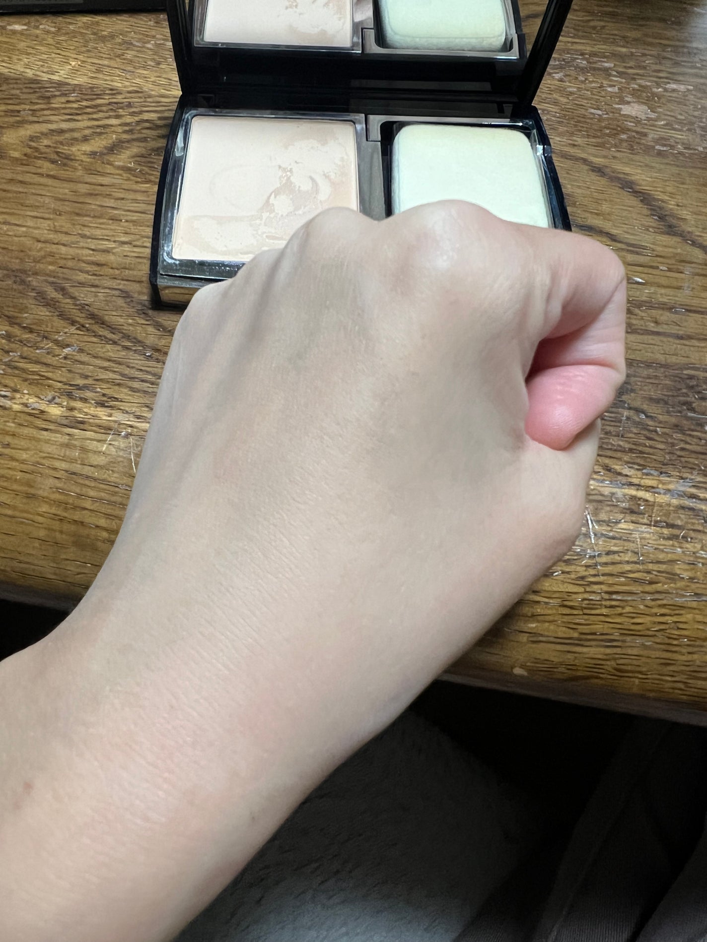 ディオールスキン フォーエヴァー コンパクト ナチュラル ベルベット/Dior/パウダーファンデーションを使ったクチコミ(2枚目)