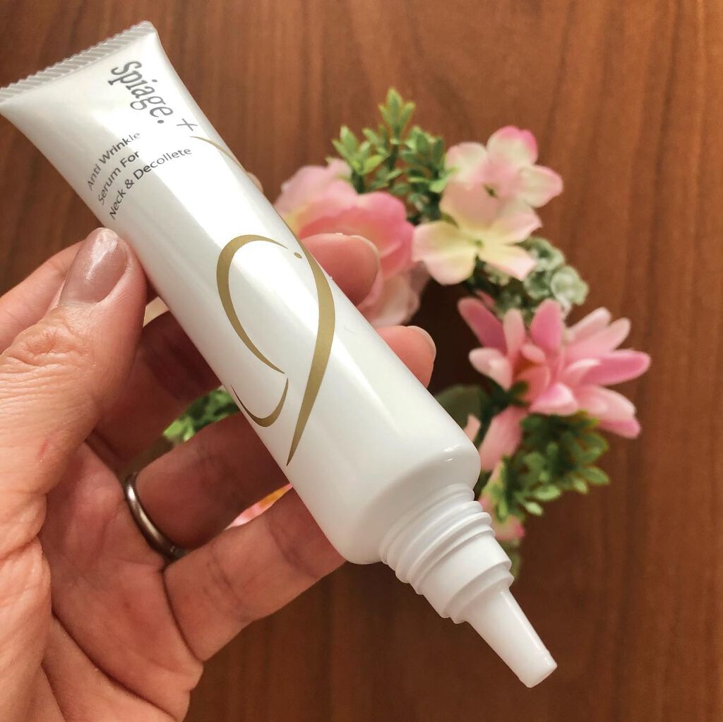 riko on LIPS 「顔のスキンケアは気にしてお手入れしてるけどネックケアは余ったス..」(2枚目)