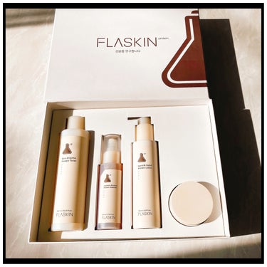 FLASKIN タンパク質フィラー90日スキンケアセットのクチコミ「「FLASKIN コア強化タンパク質90日スキンケアセット」✨

豪華な箱入りの４点入りスキン.....」（1枚目）