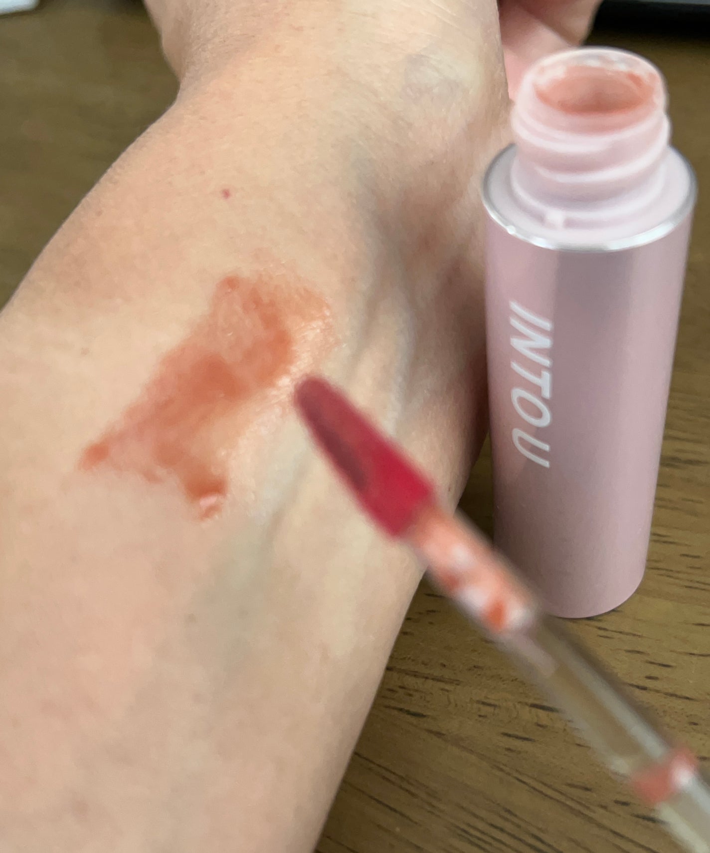 ジューシーパンピンググロス/INTO U/リップグロスを使ったクチコミ(2枚目)