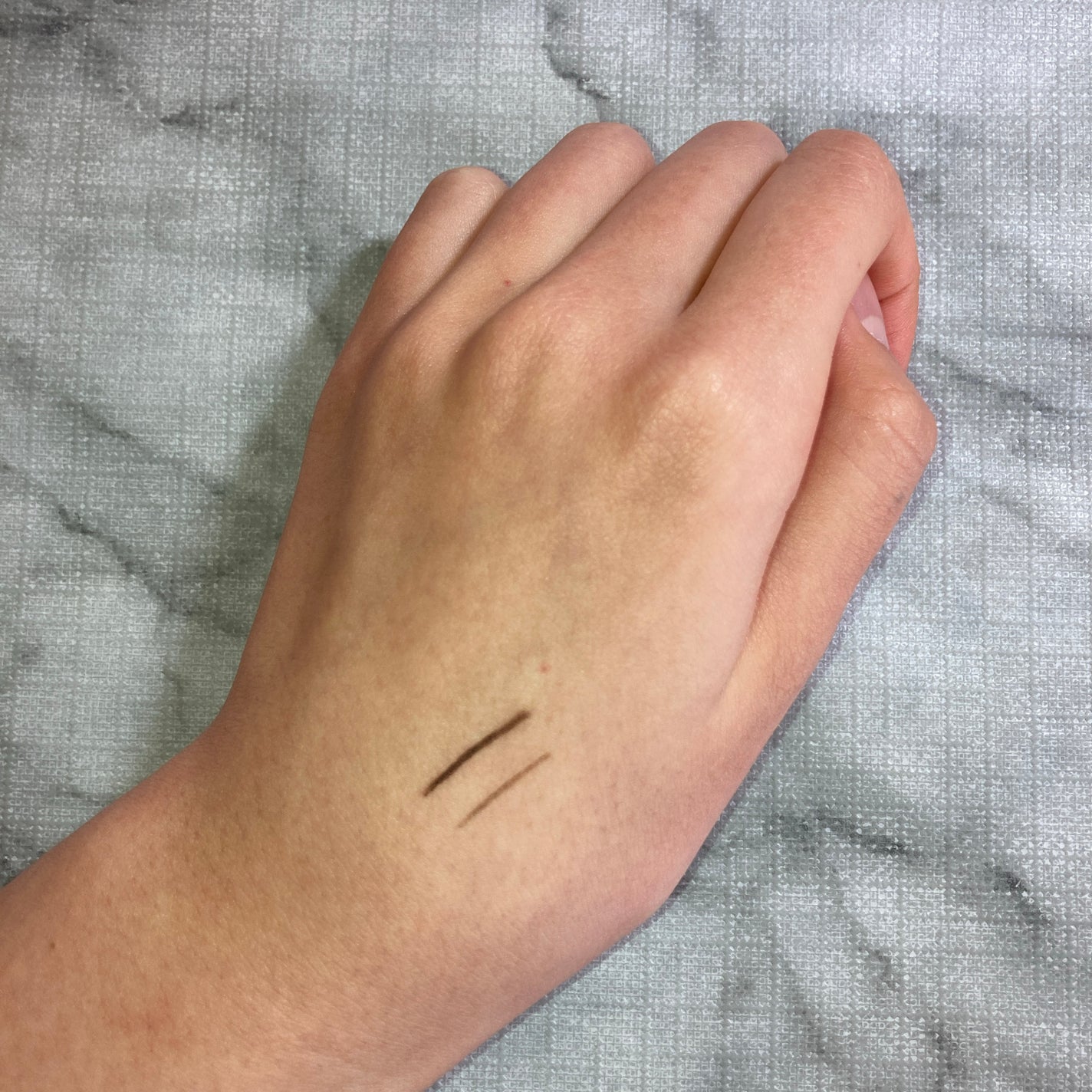 「密着アイライナー」極細クリームペンシル/デジャヴュ/ペンシルアイライナーを使ったクチコミ(2枚目)