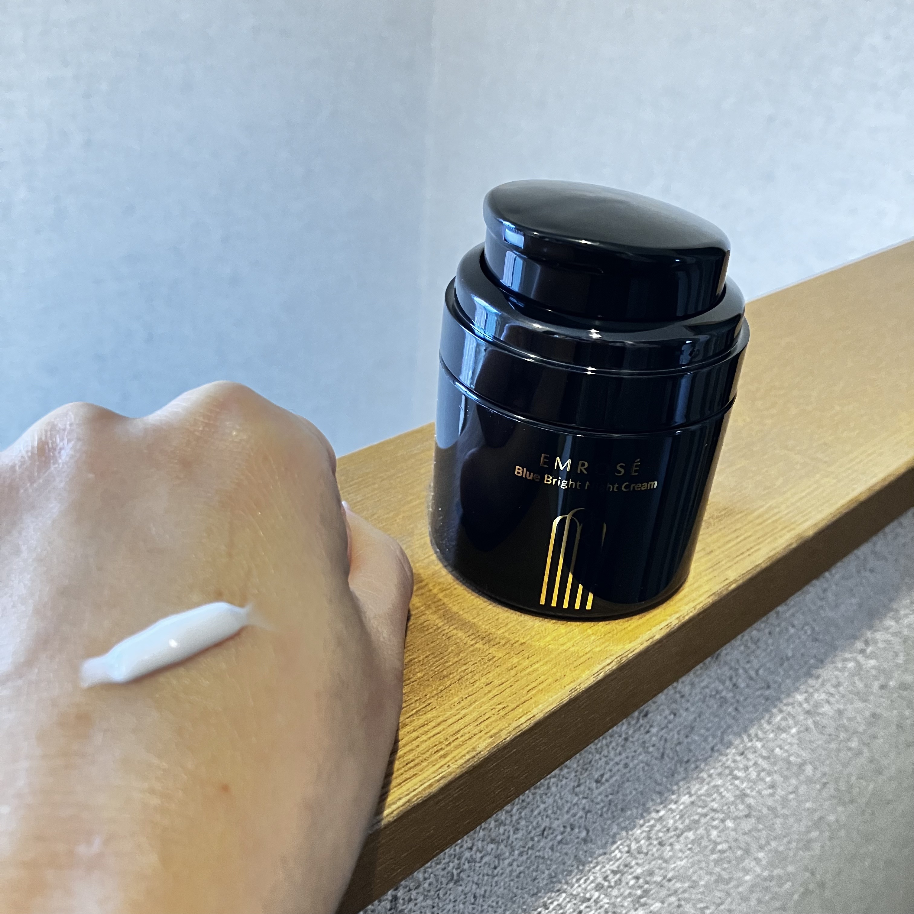 ブルーブライトナイトクリーム/EMROSÉ/フェイスクリームを使ったクチコミ（3枚目）