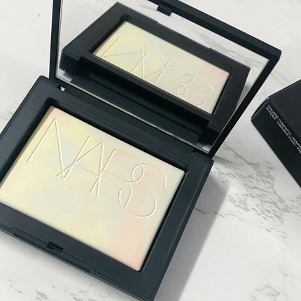 ライトリフレクティング プリズマティックパウダー/NARS/プレストパウダーを使ったクチコミ(1枚目)