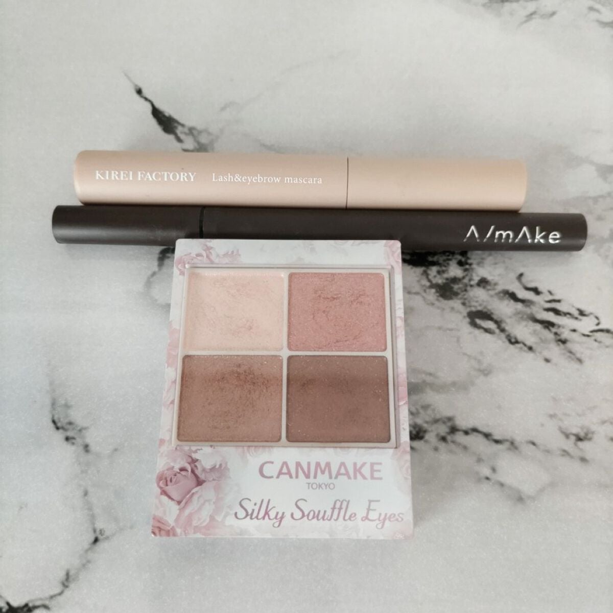 シルキースフレアイズ/キャンメイク/アイシャドウパレットを使ったクチコミ(4枚目)
