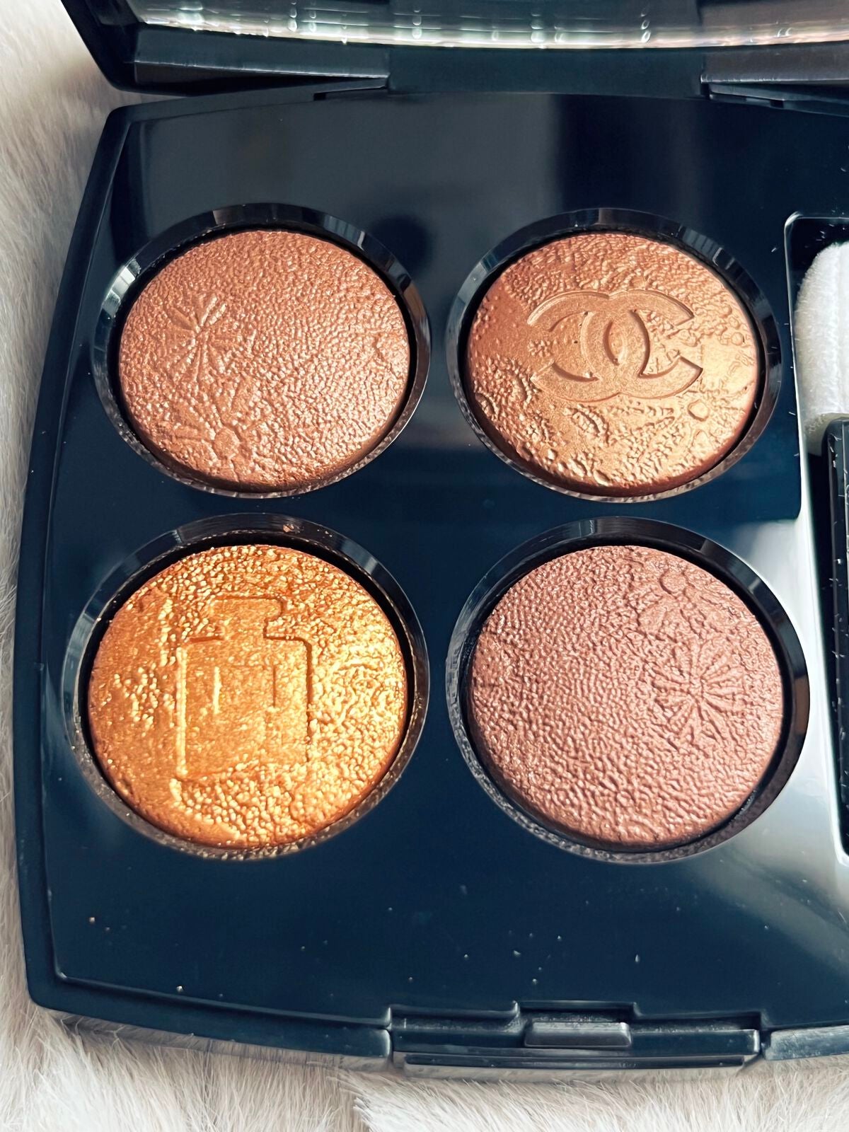 レ キャトル オンブル/CHANEL/アイシャドウパレットを使ったクチコミ(3枚目)