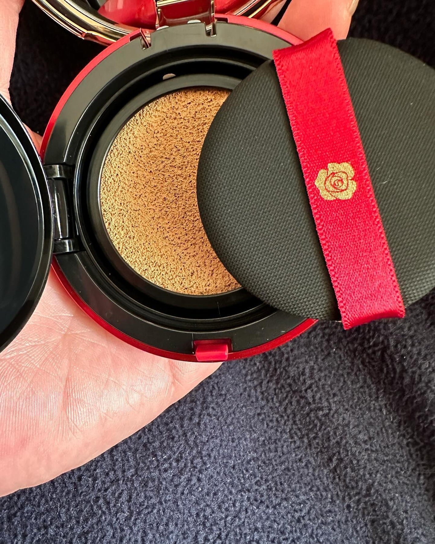 アルーチェルーチェ クッションファンデーション/Aluce luce/クッションファンデーションを使ったクチコミ(3枚目)