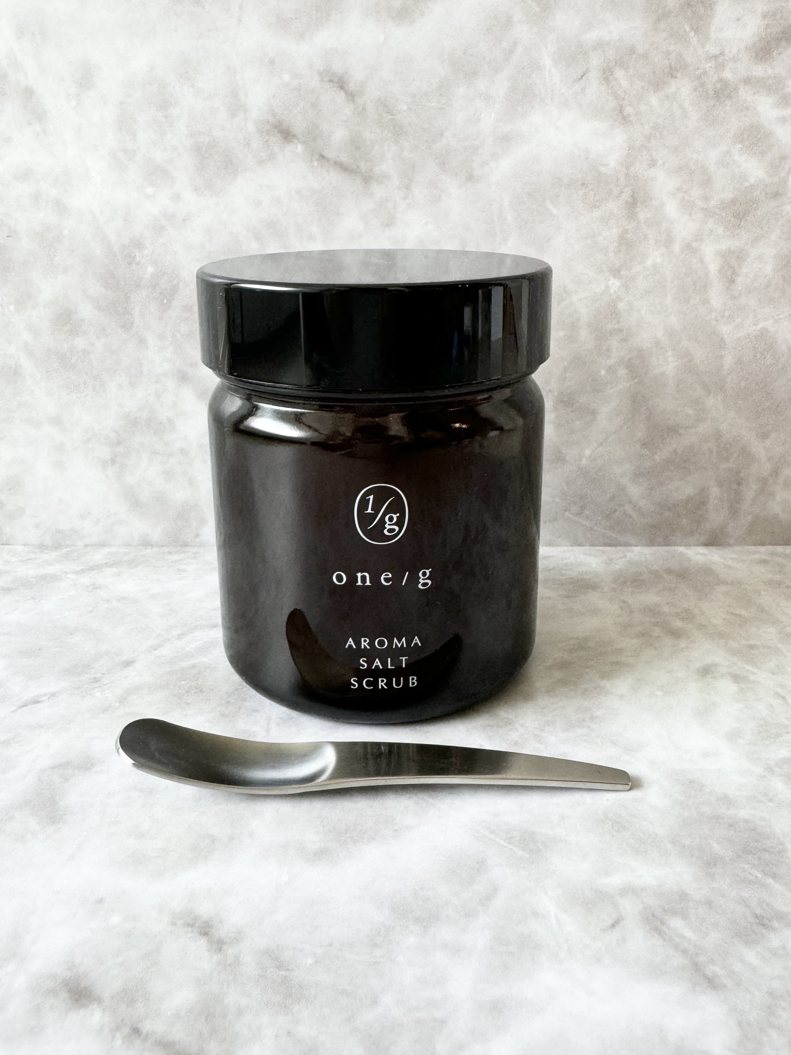 アロマソルトスクラブ/ワンオーバージー/ボディスクラブを使ったクチコミ（1枚目）