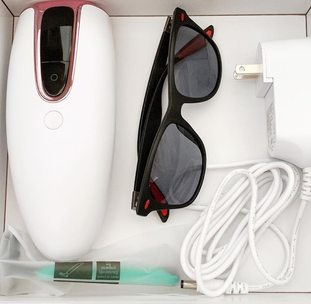 shinasaka shinasaka 脱毛器 光美容器のクチコミ「#PR 
この商品は企業様より提供を受けて投稿しています。

おうち時間で脱毛始めました❤️
.....」（2枚目）