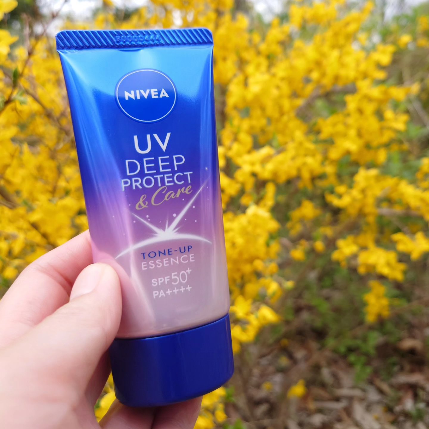 ニベアUV ディープ プロテクト＆ケア トーンアップ エッセンス/ニベア/日焼け止めローションを使ったクチコミ（1枚目）