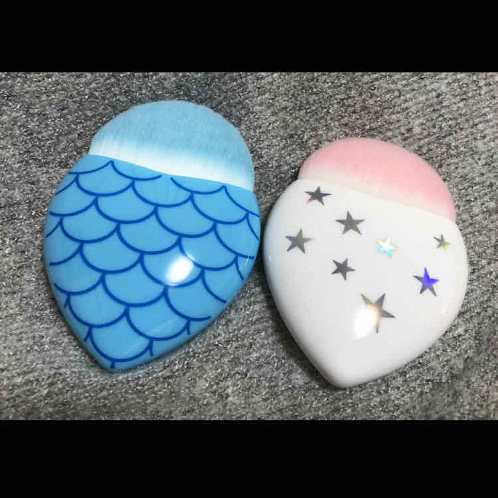 コントアーブラシ/MAKEUP REVOLUTION/その他化粧小物を使ったクチコミ（2枚目）