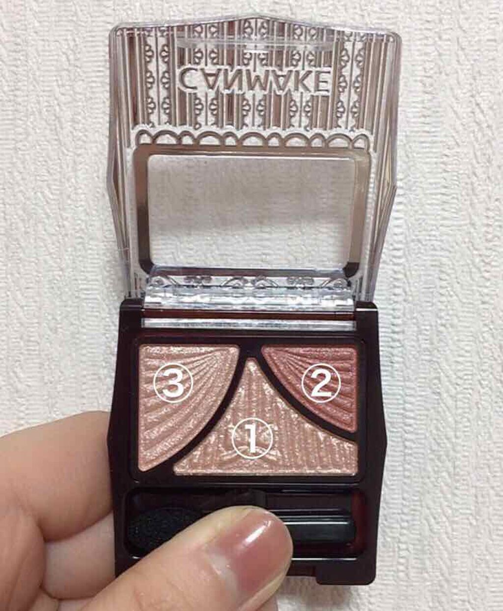 ジューシーピュアアイズ/キャンメイク/アイシャドウパレットを使ったクチコミ(2枚目)