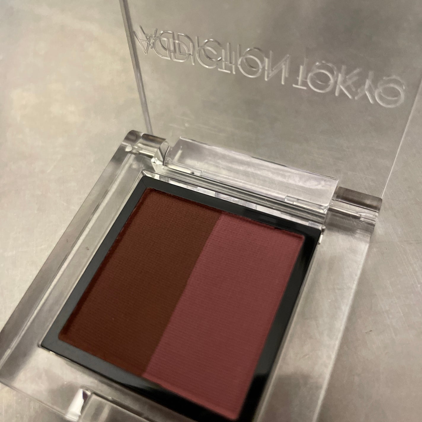 プランクトン on LIPS 「#アディクションベリーデュオ欲しかったアイブロウパウダー。すん..」(3枚目)