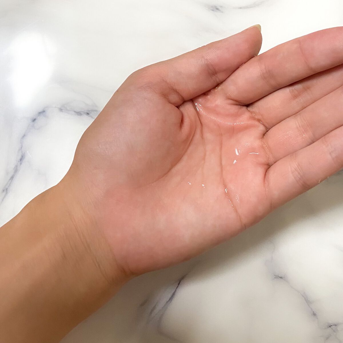 エッセンシャル プレミアム ウォータートリートメント EXスムース/エッセンシャル/アウトバストリートメントを使ったクチコミ（3枚目）